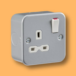 METAL CLAD 1G SOCKET