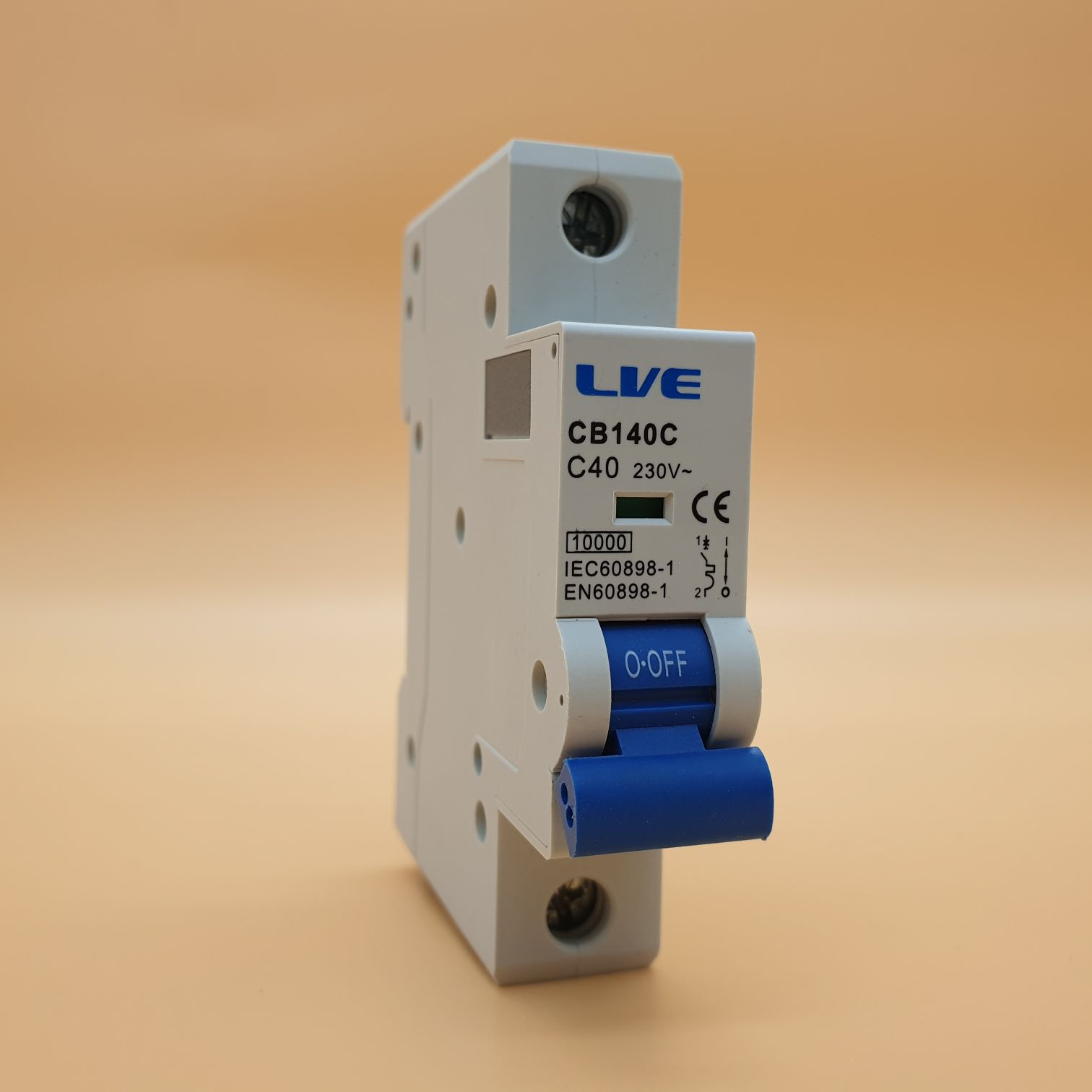 40 amp MCB C40 – Live Electrical