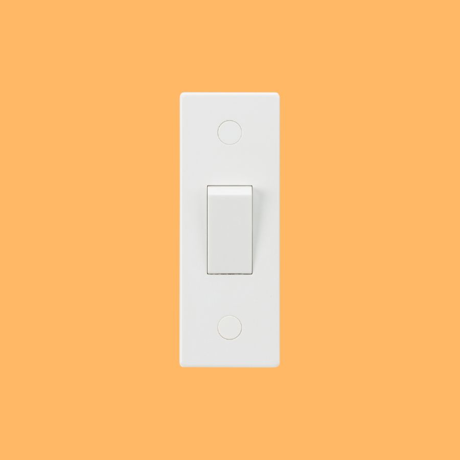 SQUARE EDGE 1G ARCHITRAVE SWITCH - SN127